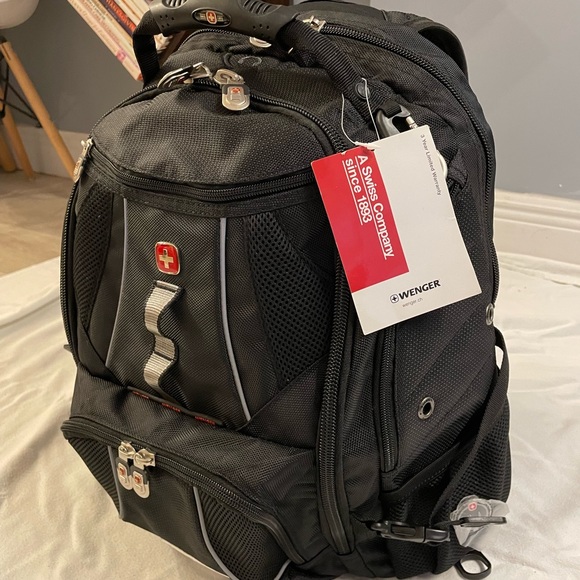 NEW WEGNER BACKPACK; in perfect condition with added silver design in the front! - Picture 4 of 14